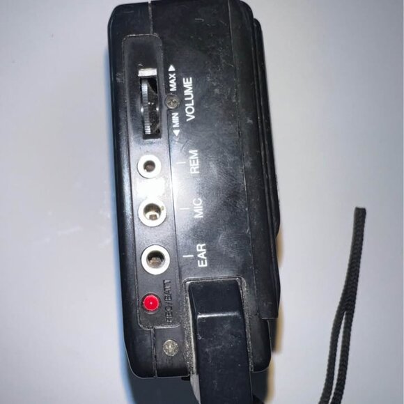 Realistic Minisette 20 Model #14-1055A Black Cassette Player Speaker - Picture 4 of 5